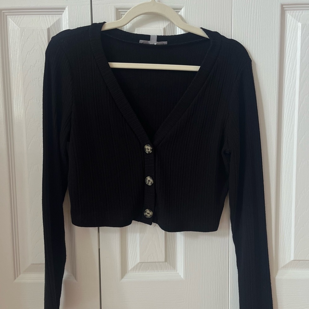 gaze Black Ribbed Buttoned Cropped Cardigan